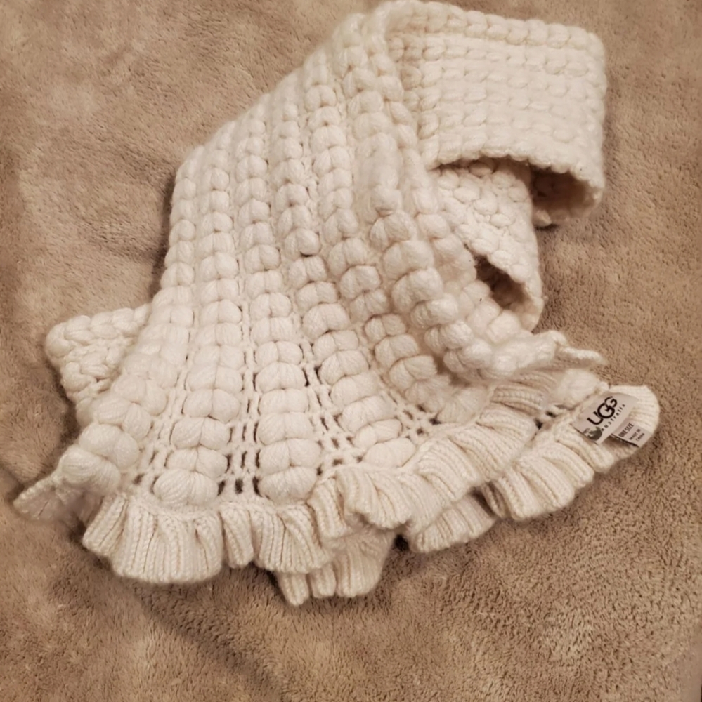 UGG Australia Scarf Cashmere Silk Wool